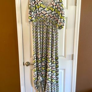 Seven by Melissa McCarthy. Beautiful dress only worn 2x, beautiful on.